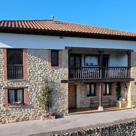 La Torre De Llames Arriondas Exterior photo